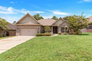 Main picture of 709 Lime Ln