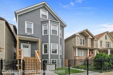 Main picture of 1711 N Albany Ave