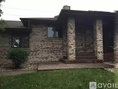 Main picture of 205 5th Ave N