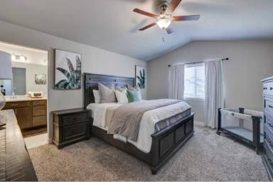 Main picture of 2992 Namib Dr