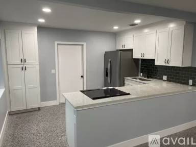 Main picture of 330 Avenida del Sol