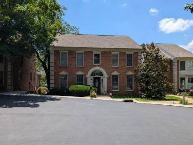 Main picture of 407 Clairton Ct
