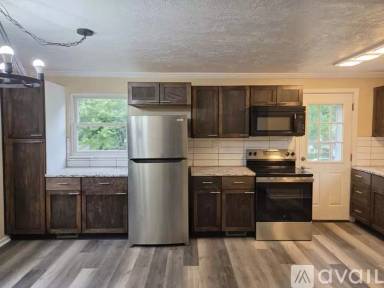 Main picture of 5272 Fieldcrest Dr