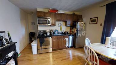 Main picture of 223 Holland St
