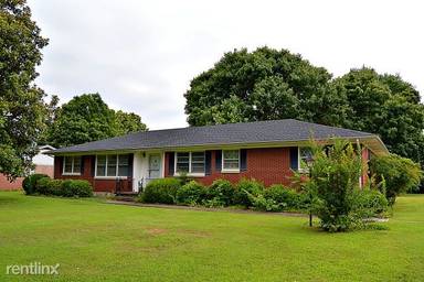 Main picture of 708 Cave Mill Rd