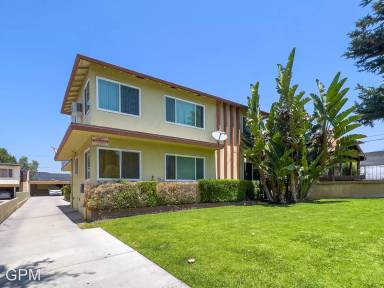 Main picture of 237 Thompson Ave