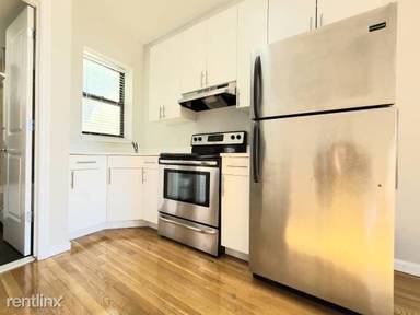 Main picture of 2922A Bruckner Blvd