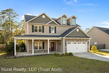 Main picture of 319 Inverness Dr