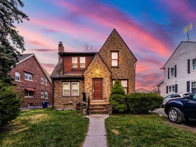 Main picture of 1809 Jackson Ave