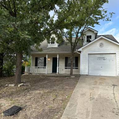 Main picture of 1704 Lovingood Dr