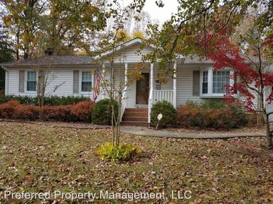 Main picture of 3802 Raynold Ct
