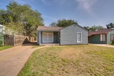 Main picture of 2412 22nd St