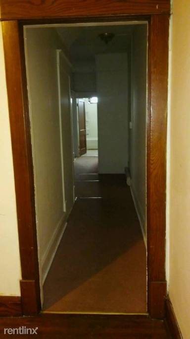 Main picture of 289 E Main St