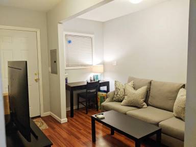 Main picture of 17 Hillside Ave