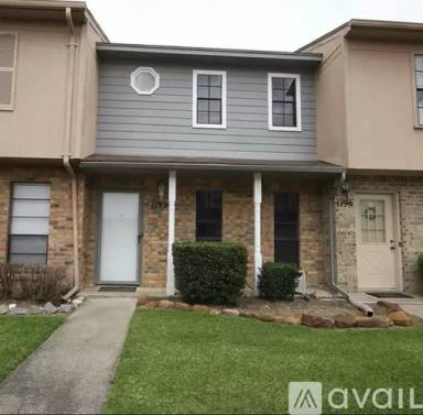 Main picture of 1192 Green Meadow St