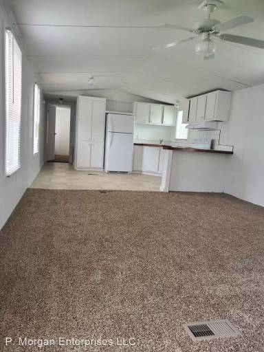 Main picture of Clover Creek Village