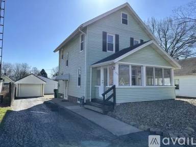 Main picture of 751 Belmont Ave