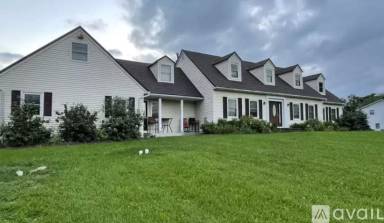 Main picture of 142 Laroe Rd