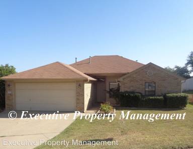 Main picture of 917 Whirlaway Dr