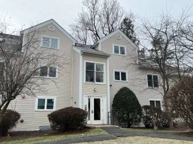 Main picture of 44 Salem Pl
