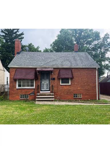 Main picture of 4404 E 175th St