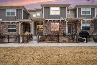 Main picture of 5101 Autumn Leaf Dr