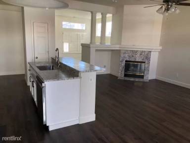 Main picture of 9515 Comanche Moon Dr