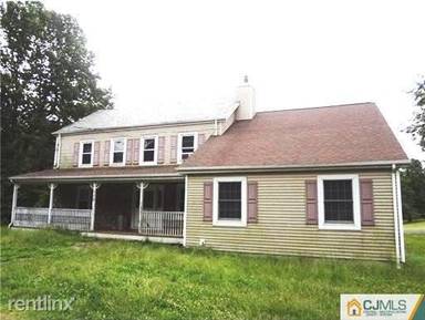Main picture of 133 Old Beekman Rd