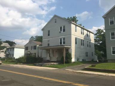 Main picture of 240 Clinton St