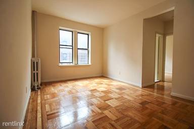 Main picture of 2857 Valentine Ave