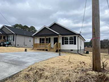 Main picture of 144 Nelms Ln