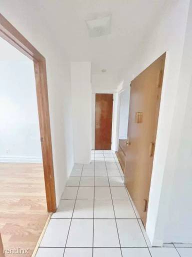 Main picture of 3019 48th St