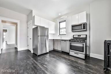 Main picture of 1000-1010 W Dakin St