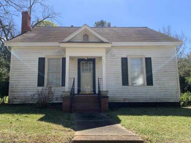 Main picture of 307 W Ellaville St