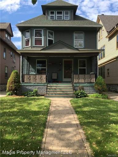 Main picture of 656-674 Auburn Ave
