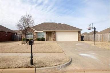 Main picture of 13645 Bradbury Ln