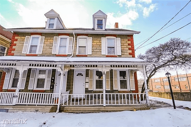 Main picture of 1286 Newport Ave