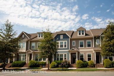 Main picture of 202 S Camellia St