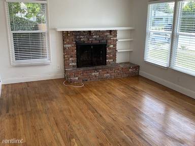 Main picture of 20261 Orchid St