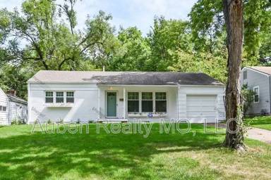 Main picture of 311 E Sweeney Blvd