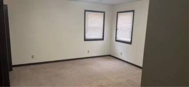 Main picture of 524 Breezy Point Dr