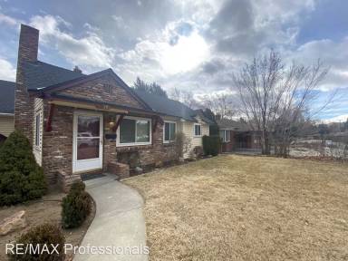 Main picture of 1430 Wright St