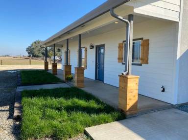 Main picture of 19511 Williams Ave