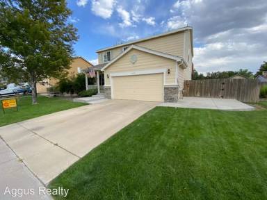 Main picture of 4412 E 94th Dr
