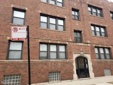 Main picture of 1504 E 74th St