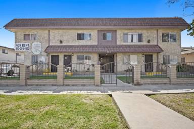 Main picture of 1426 W 179th St