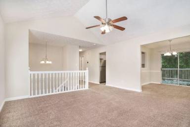 Main picture of 866 Hedge Garden Ct