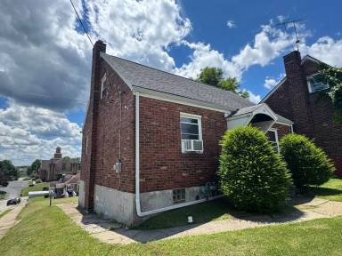 Main picture of 701 Mehaffey St