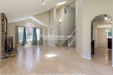 Main picture of 7135 SW 161st Ter
