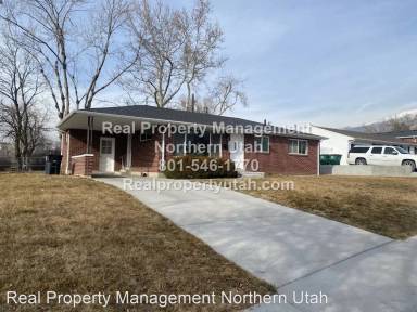 Main picture of 219 Crestwood Rd